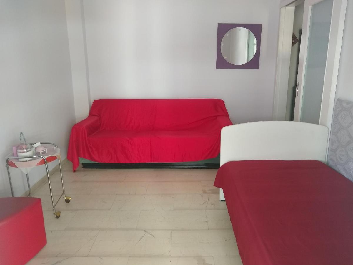 Acropolis Within 10 Minutes Walk! Classical Apartment And A Hostess At Your Side! Athen Exterior foto